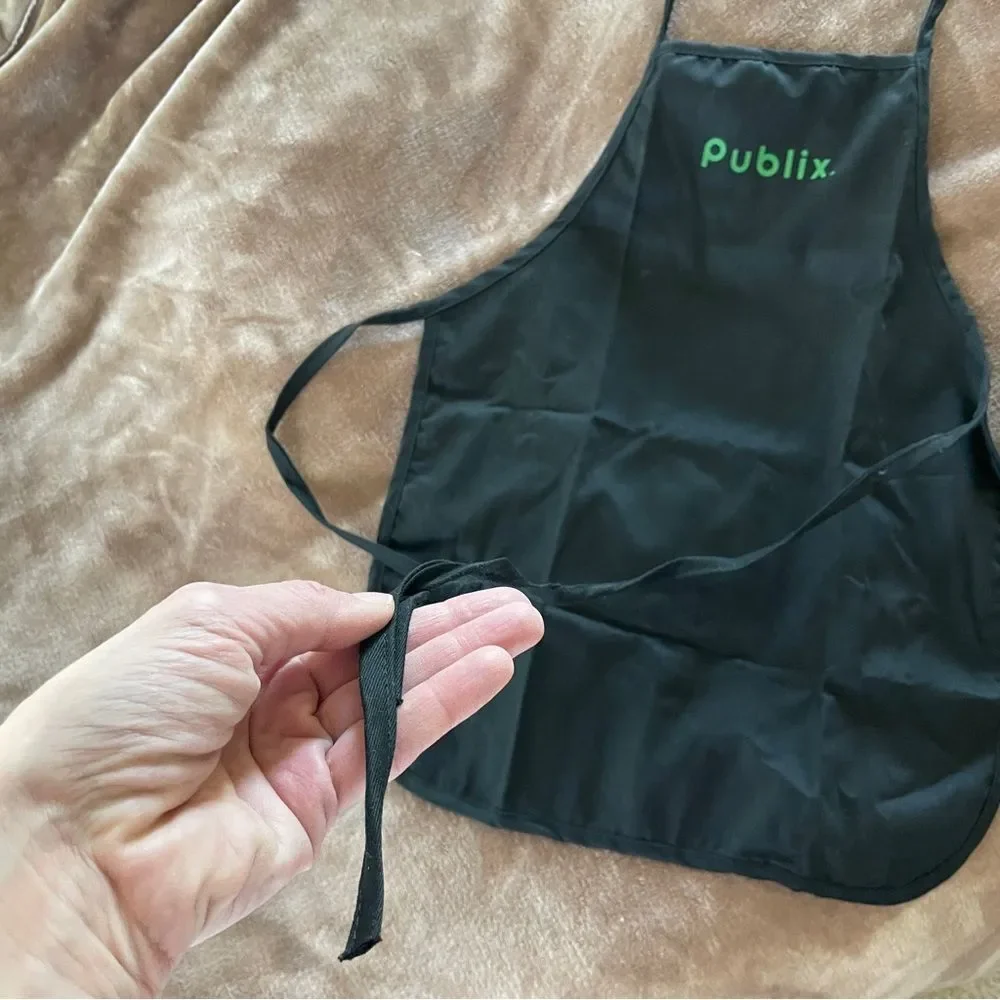 Publix Black Small Children’s Apron Kitchen Helper Science Lab Garden